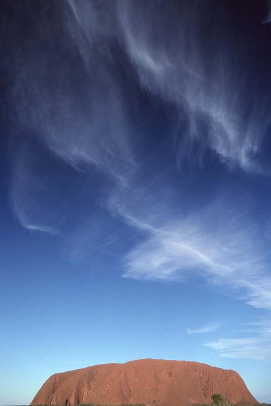 WT 093-17 Australia Ayers Vert Clouds.jpg